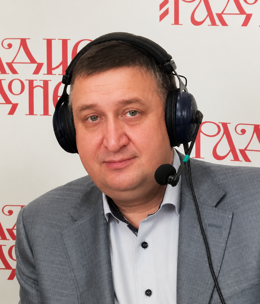Олег Григорьев